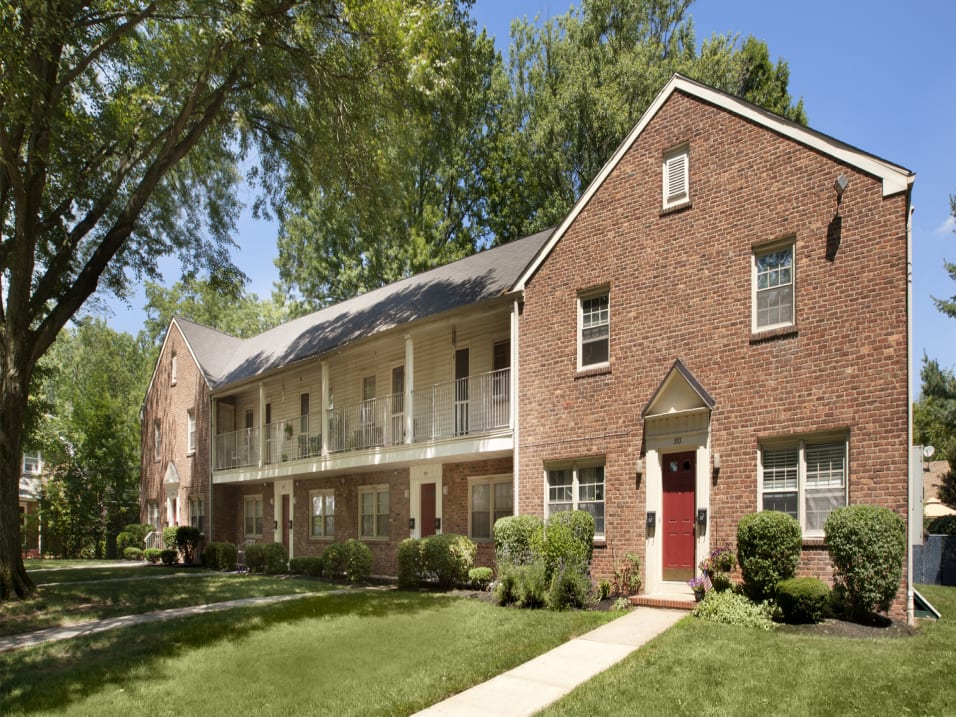 Photos and Video of Alden Apartments in Rahway, NJ